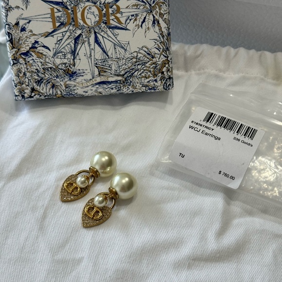 DIOR Tribales Earrings - Picture 6 of 9